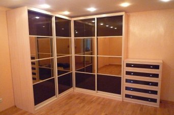 Угловой шкаф купе 4 Угловой шкаф купе 4