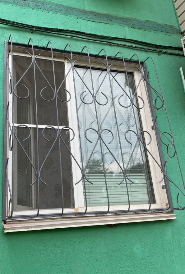 решётка на окно фото №10