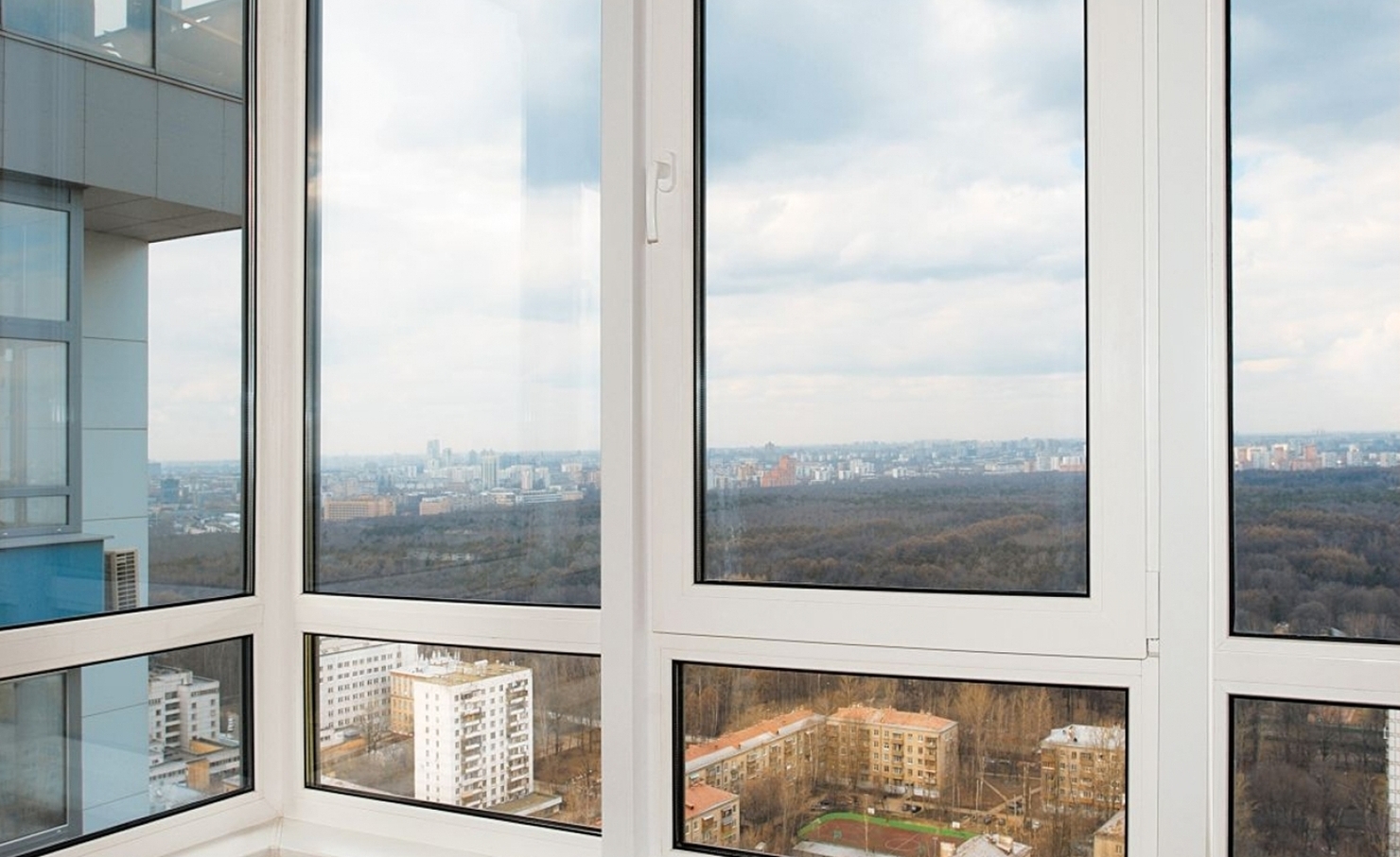 ПАНОРАМНОЕ ОСТЕКЛЕНИЕ АЛЮМИНИЕМ