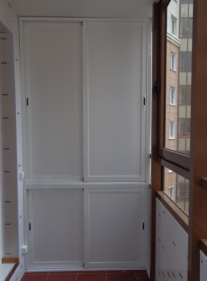 ШКАФ НА БАЛКОН ИЗ АЛЮМИНИЯ