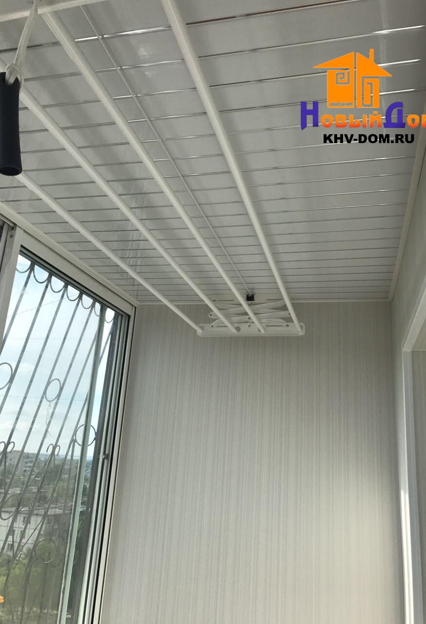 отделка балкона с потолком
