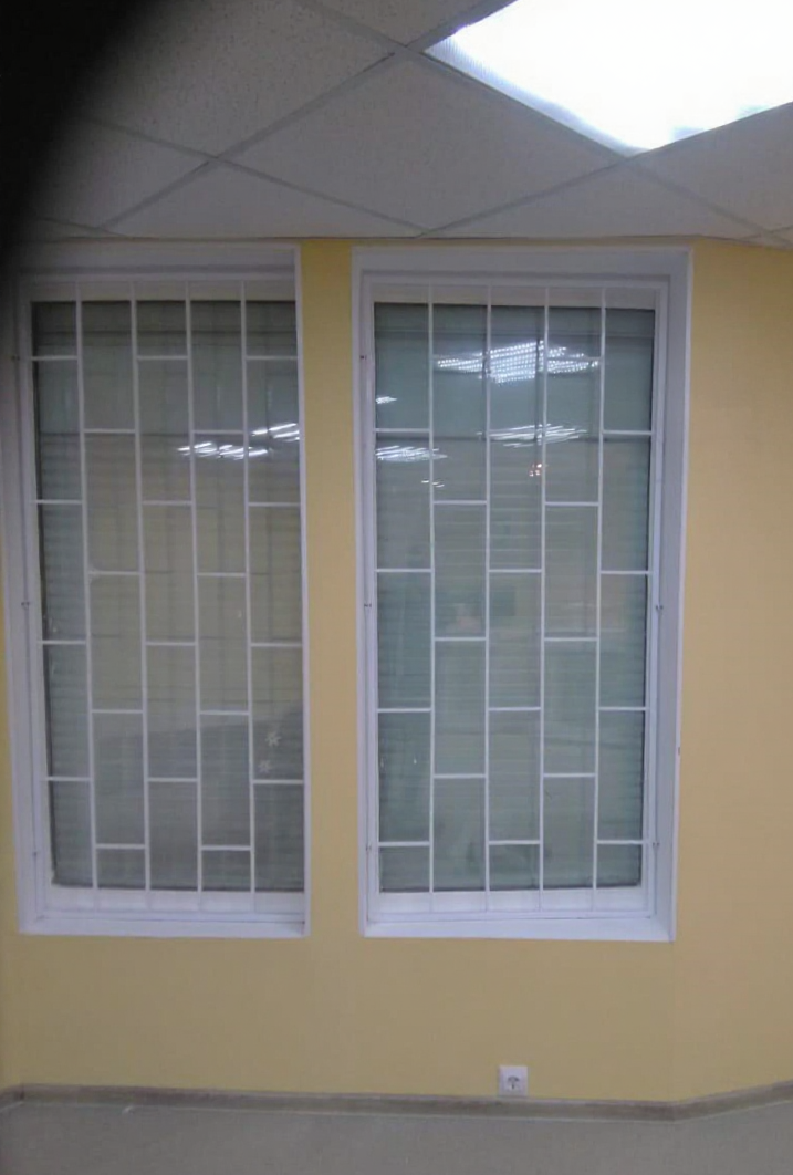 решётка на окно фото №2