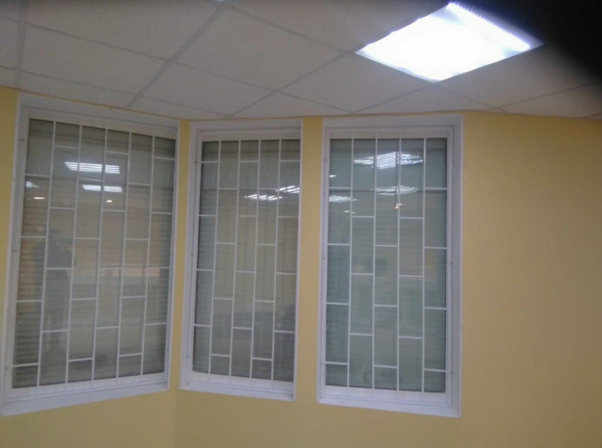 решётка прямая на 2 створчатое окно