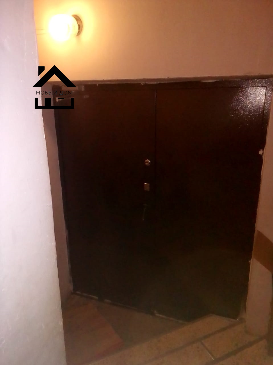 Двухстворчатая противопожарная дверь коричневая нестандартного размера